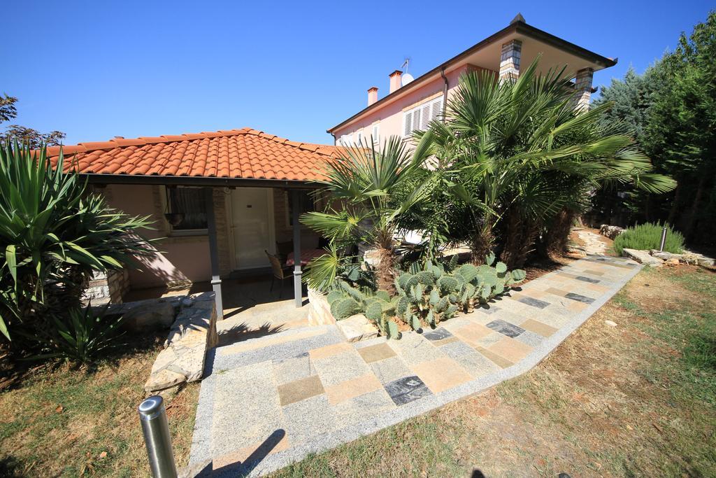 Villa Lugano Ρόβινι Εξωτερικό φωτογραφία