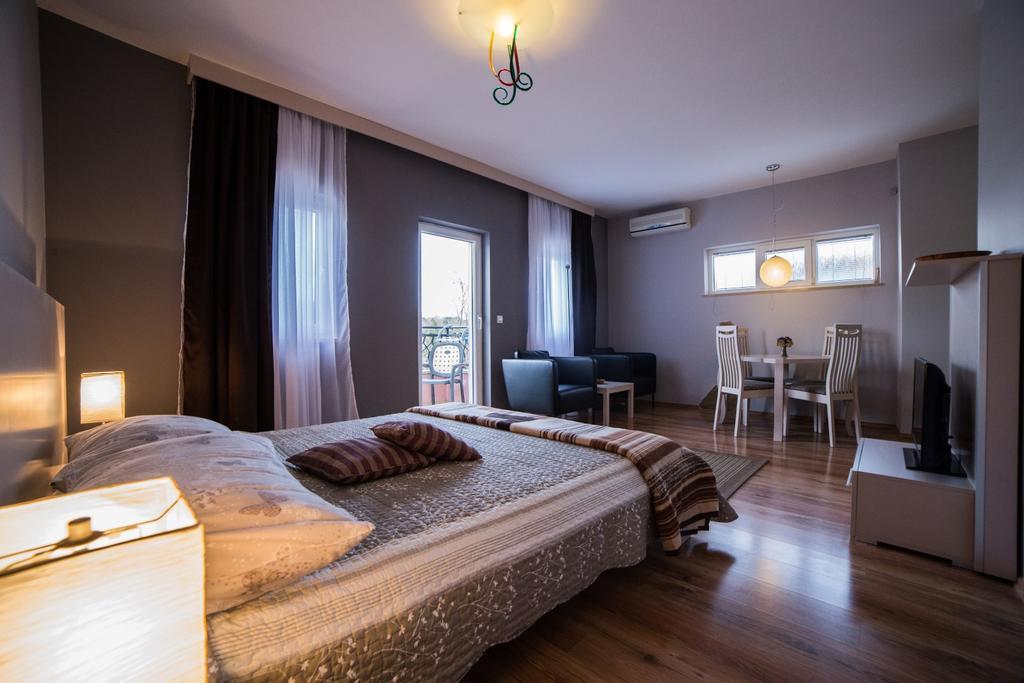 Villa Lugano Ρόβινι Εξωτερικό φωτογραφία