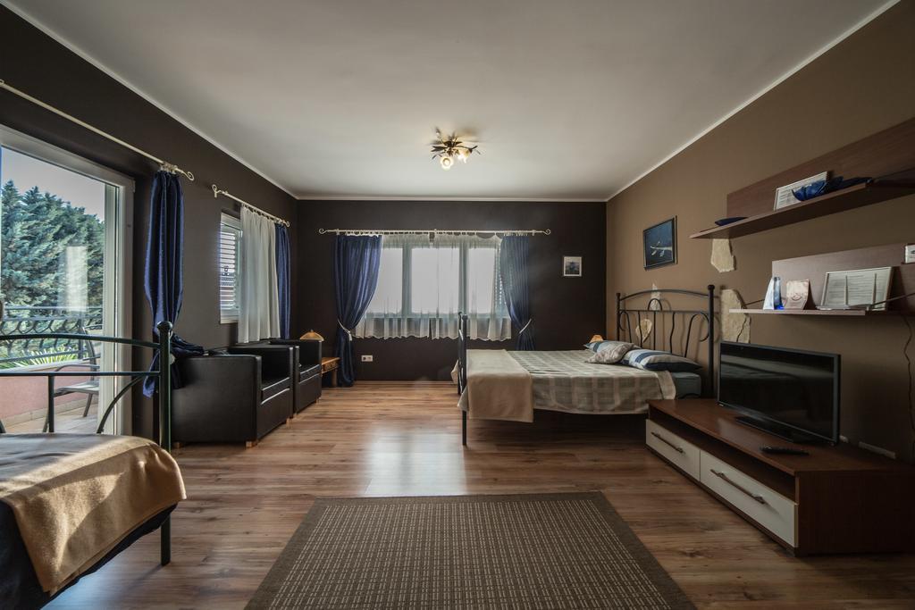 Villa Lugano Ρόβινι Εξωτερικό φωτογραφία
